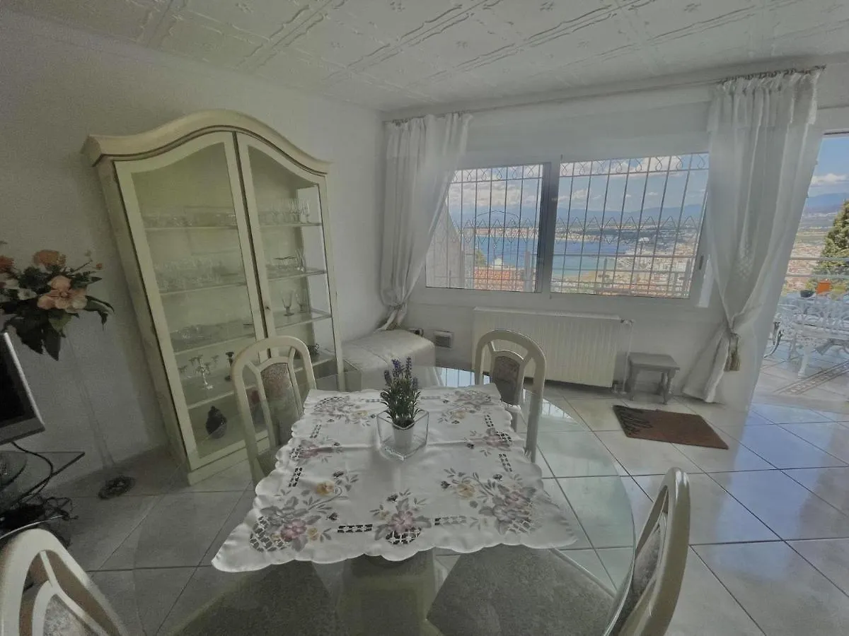 Caterina 2 Apartment Roses Spain